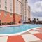 Hampton Inn Suites Orlando pool