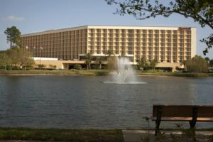 orlando-airport-marriott-lakeside-2